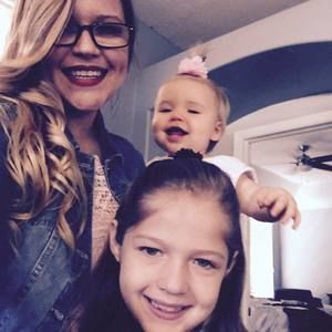 Meet your Posher, Courtney